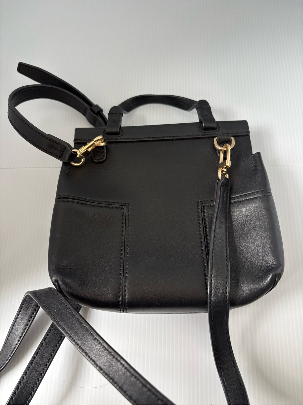 Tory Burch Block T Mini Leather - Picture 3 of 8